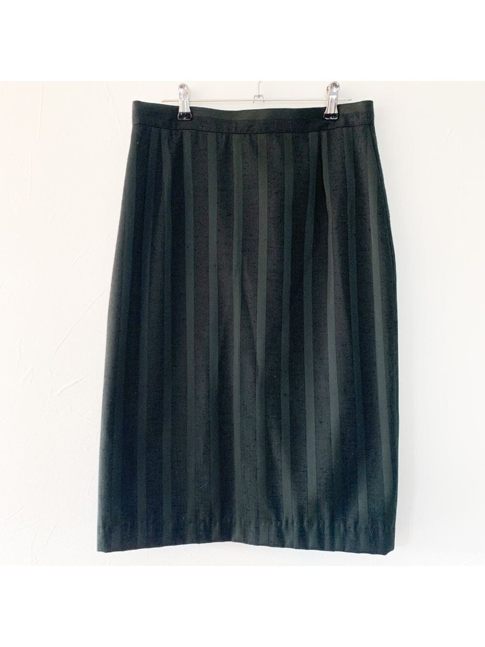 VINTAGE Black Pencil Skirt.